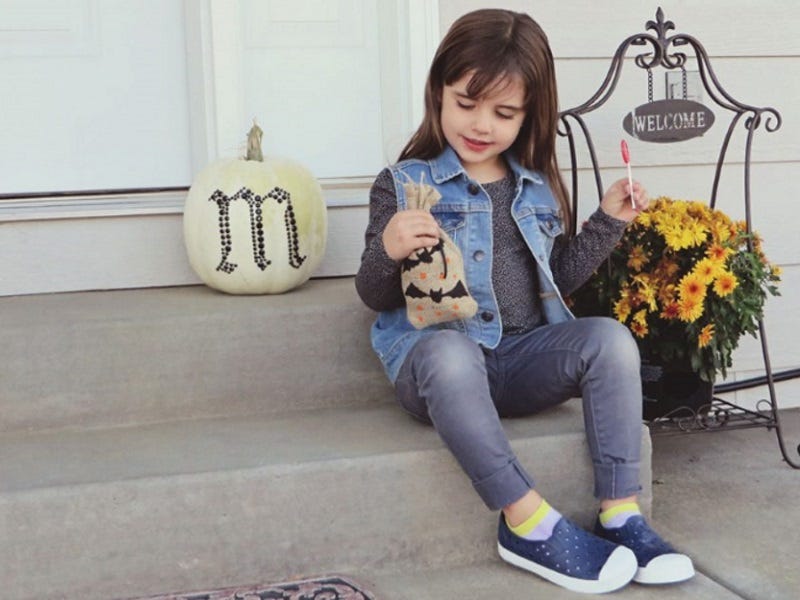 DIY: Burlap Treat Bags for Halloween