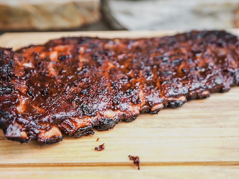 Summer Grilling: How to Prepare Spare Ribs for Smoking?