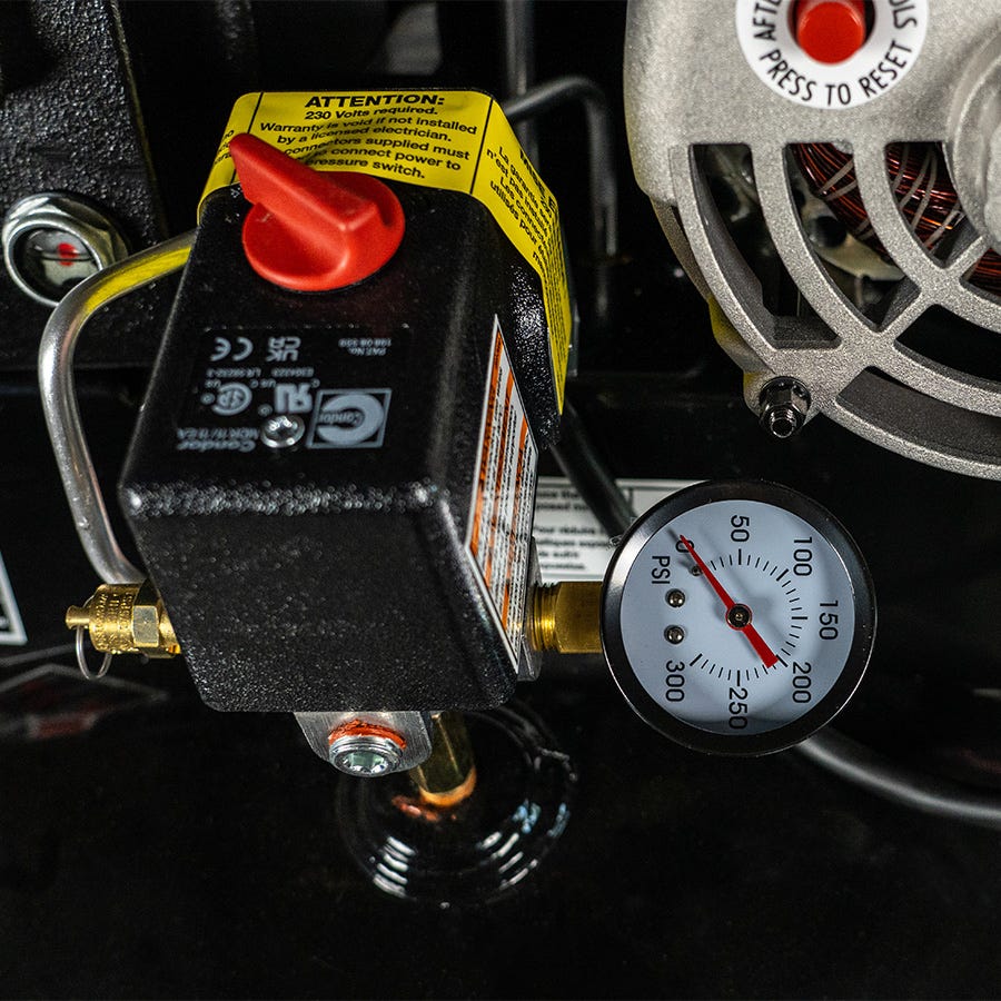 Black diamond air pressure guage