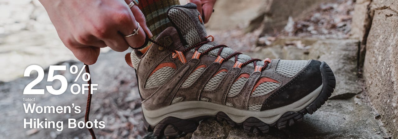 Women's hiking boots with a promotional offer of 25% off displayed prominently.