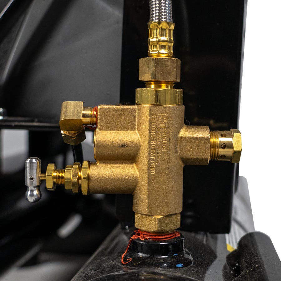 Drain valve on 8 gallon black diamond air compressor