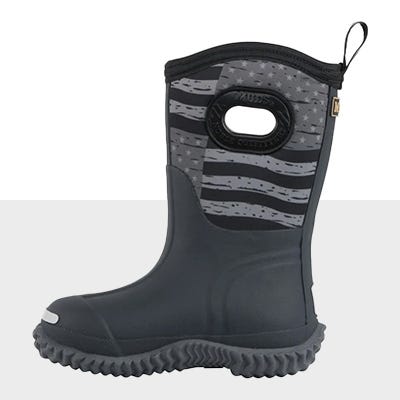 winter boot icon. click to shop boys shoes and boots